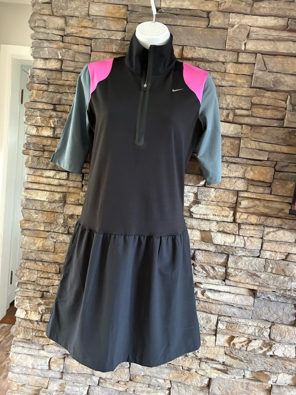 Nike Golf Dress women pickleball tennis black Dri-Fit Tour Performance  size xs